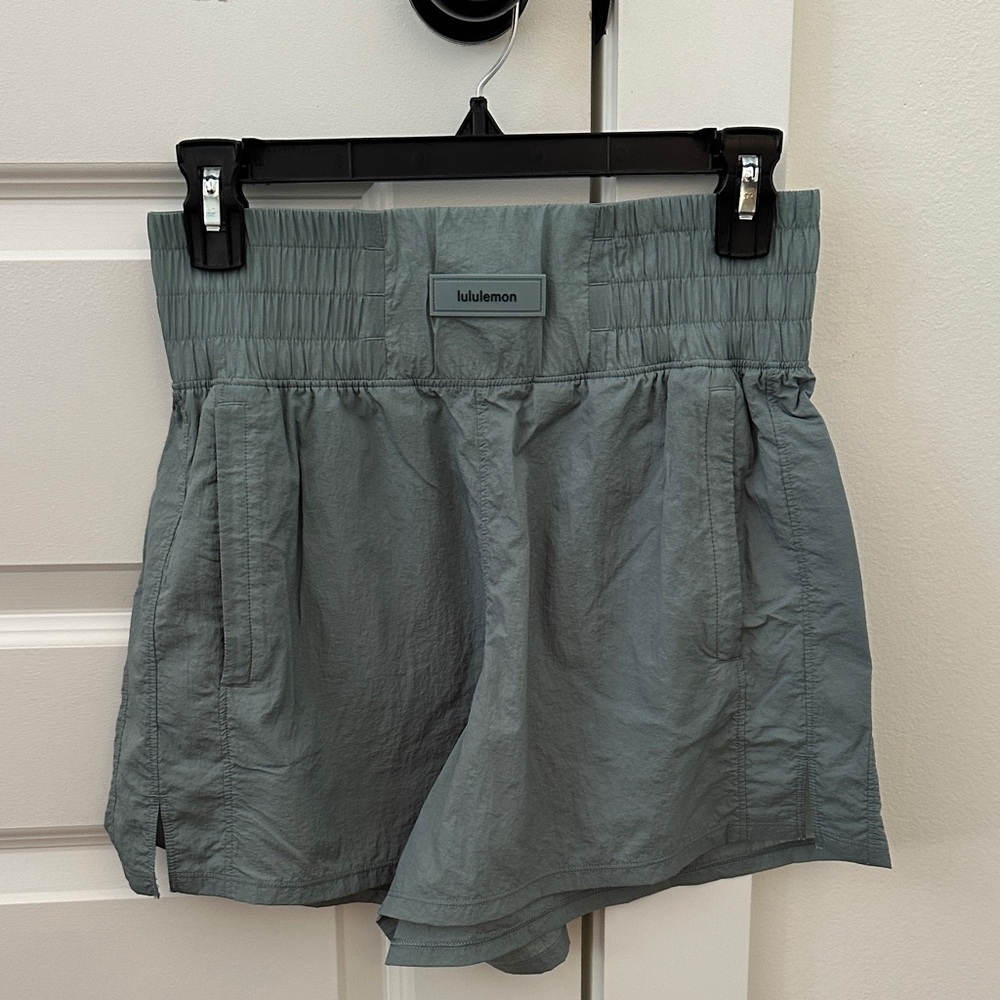 lululemon athletica Women’s Athletic Shorts in Slate Green
